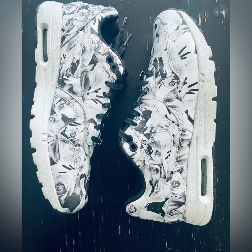 Women’s Air Max 1 Ultra LOTC QS